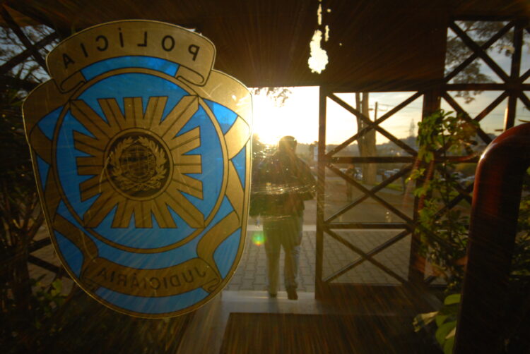 PJ de Leiria detém suspeito por abuso sexual de menores
