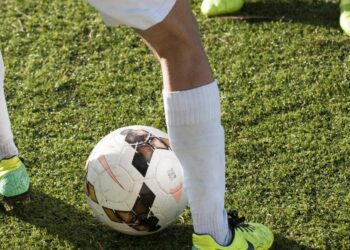 Treinador do Ouriense acusado de dar cabeçada em jogador do Mação