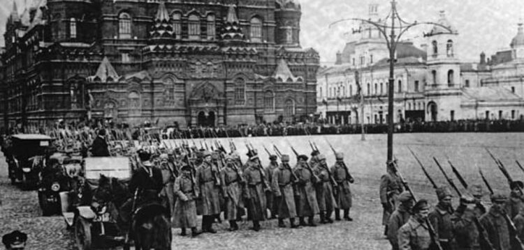 A Revolução Russa de Outubro 100 anos depois