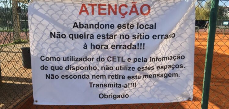 Clube da Escola de Ténis de Leiria suspende toda a actividade perante ameaças “à integridade física dos alunos”