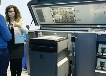 Empresas mostram tendências e novidades para moldes e plásticos