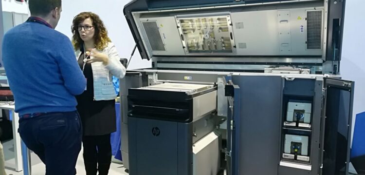 Empresas mostram tendências e novidades para moldes e plásticos