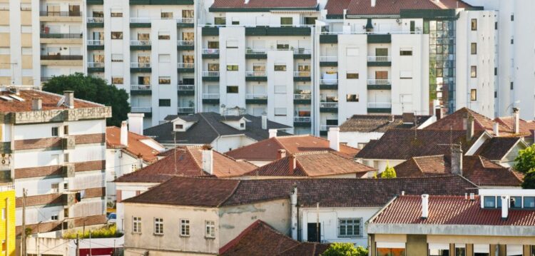 Imobiliário dinâmico gera emprego na região