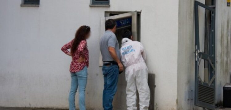 Multibanco junto à Estrada da Estação assaltado