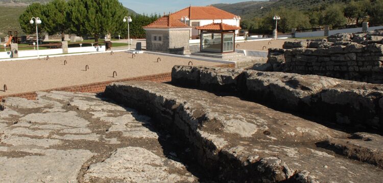 Nas aldeias serranas de Porto Mós, a água da chuva é aproveitada e tornada potável