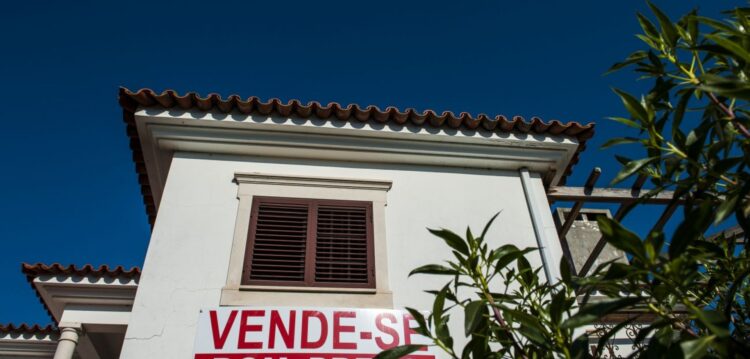 Preço do metro quadrado subiu 141 euros em dois anos