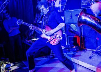 Fotogaleria: ‘Rumble in the Jungle’ o ringue que juntou dois “pesos-pesados” da música, no Texas