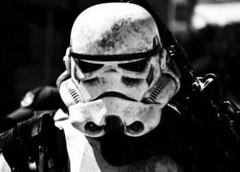 Tudo o que sempre quiseste saber sobre os ‘stormtroopers’ de ‘Star Wars’