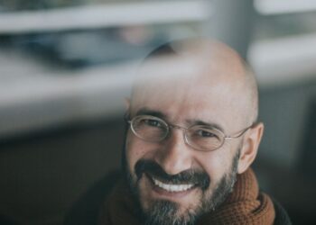 Entrevista | Rogério Martins: “A globalização aparentemente privilegia os monopólios. O maior perigo que a humanidade corre é justamente este”