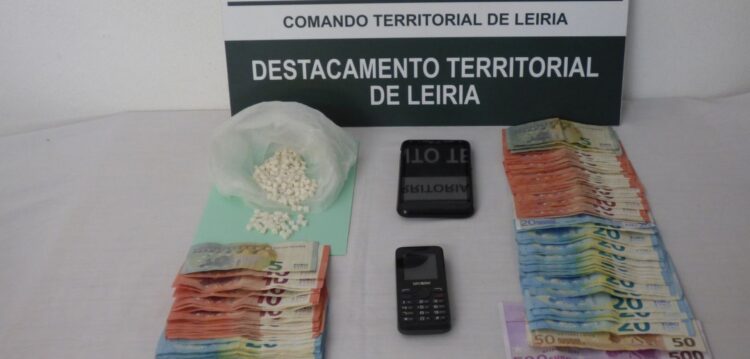 GNR detém homem na posse de 165 doses de cocaína em Leiria
