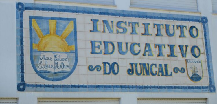 Instituto Educativo do Juncal organiza congresso de jovens cientistas