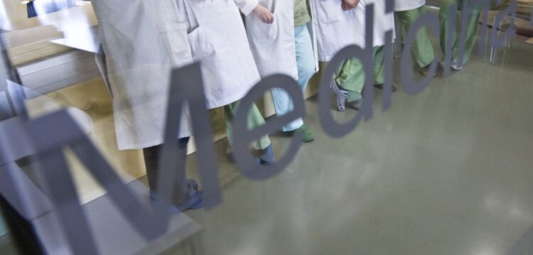 Médicos do Centro acusam tutela de incentivar saída de especialistas do país