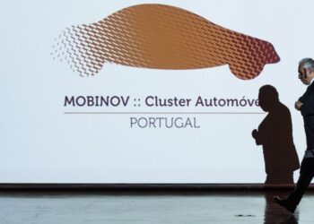 Primeiro-Ministro prometeu em Leiria mais atenção das políticas públicas para o sector automóvel