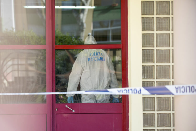 Suspeito de matar homem em escola da Nazaré fica em prisão preventiva