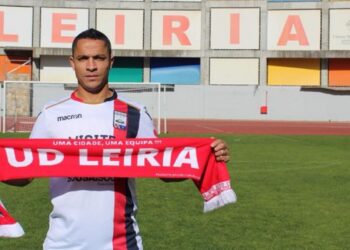 União de Leiria: Leonel Olímpio é reforço sonante para o meio-campo