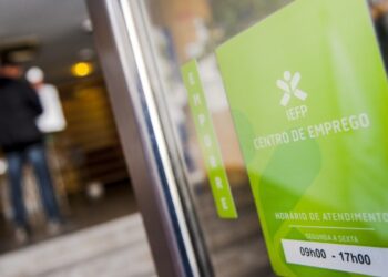 Centros de empregos vão ter ‘gestores de carreira’ para sem-abrigo