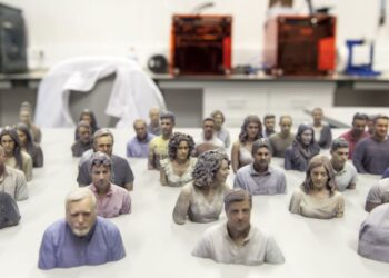 Imprimir o copo, o prato… e o frango. É a revolução aditiva