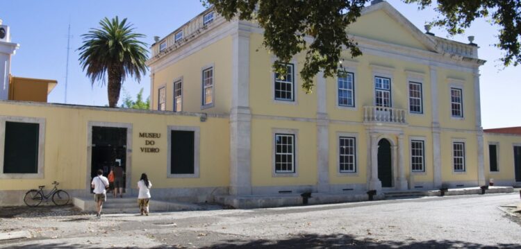 Museu do Vidro, jóia que reluz há 20 anos