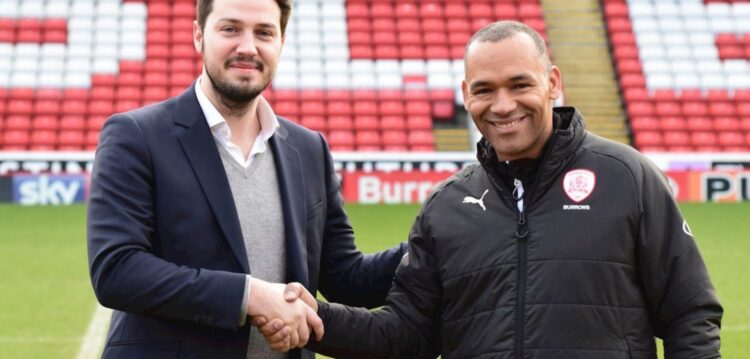 Vieirense José Morais é o novo treinador do Barnsley