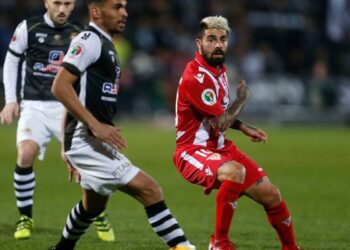 Caldas perde mas o sonho da Taça permanece vivo