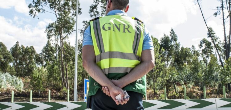 GNR lança operação para prevenir comportamentos de risco de jovens em férias