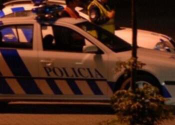 Guardas prisionais detêm fugitivo suspeito de atropelar agente da PSP
