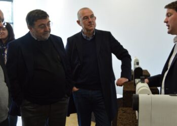 Máquina de café de baixo custo apresenta-se à Marinha Grande