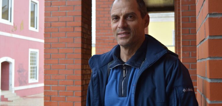 O atleta que trocou os pódios por outras corridas