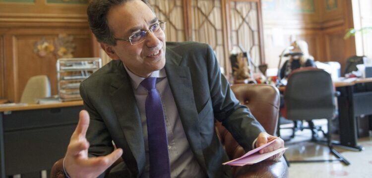 Porfírio Silva: “Estamos a aproximar-nos mais dos robôs do que eles de nós”