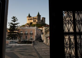 Porto de Mós entra na candidatura da calçada a património da UNESCO