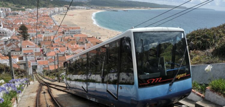 Ascensor da Nazaré parado por tempo indefinido