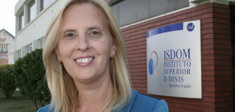 Isdom alarga oferta formativa na área da internacionalização