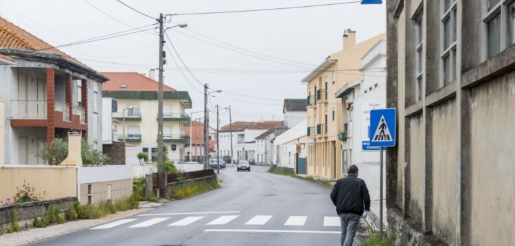 População de Gândara dos Olivais reclama obras