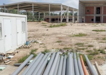Crianças dos Marrazes vão esperar mais um ano pelo centro escolar