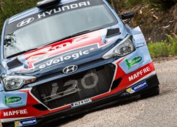 Doze anos depois, Armindo Araújo vence Rallye Vidreiro