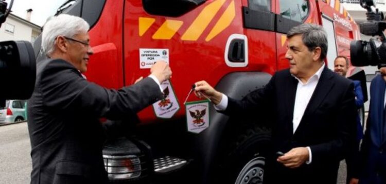 Futebol paga nova viatura dos bombeiros de Figueiró dos Vinhos