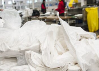 Reciclar é palavra de ordem na indústria de plástico