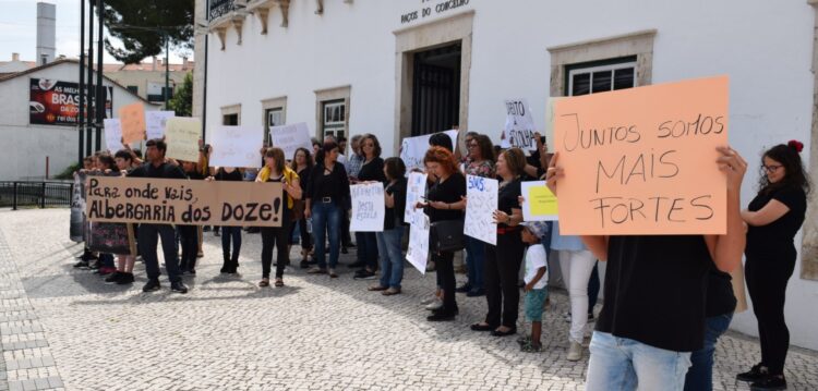 Luta contra redução de turmas nos colégios de regresso