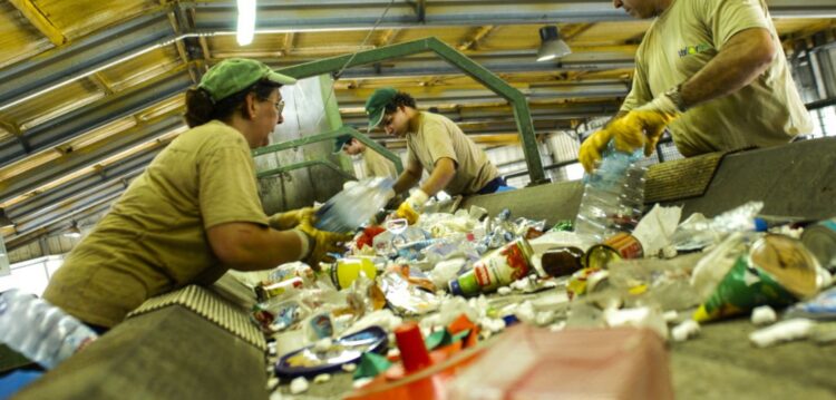 ERSAR trava aumento de tarifa do lixo proposto pela Valorlis
