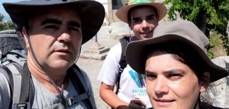 Jorge Novo, a mulher e filho, da Batalha, foram a primeira família no Caminho Braga-Santiago (galeria)