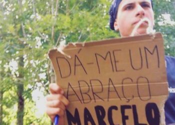 Marcelo vestiu a farda de escoteiro em Leiria e tirou “marselfies” (com galeria)