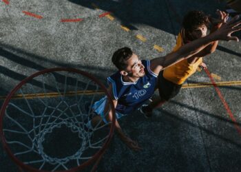 Os amigos de Yao ou a celebração do afecto pela partilha de uma bola
