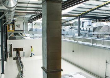 Plastivaloire investe 8,7 milhões em linha de pintura robotizada