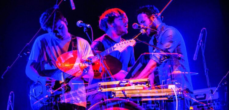 São Pedro de Moel, no dia 18, às 22 horas, abre-se aos Cave Story e Whales, num “aperitivo” para o Festival Afonso Lopes Vieira