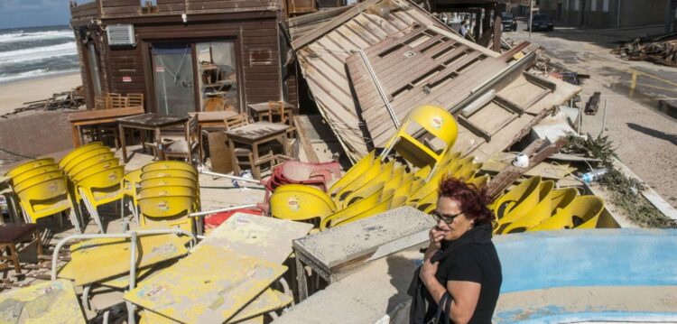 Depois da Leslie limpam-se as lágrimas e a destruição