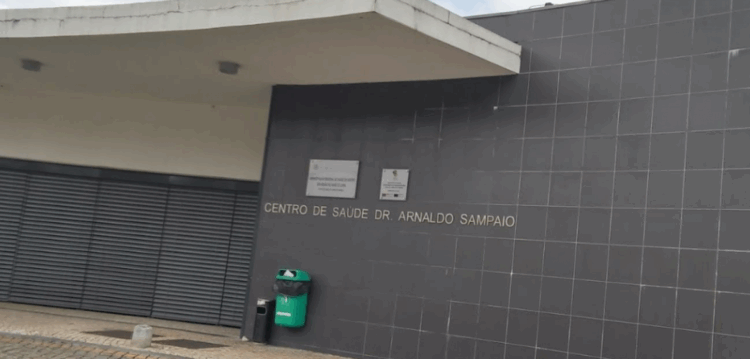 Há médicos, há enfermeiros, mas doentes não foram atendidos
