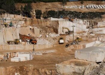 Pedra transformada pesa cada vez mais nas exportações do sector