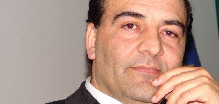 Raúl de Castro – honrar a palavra ou golpe de secretaria?!