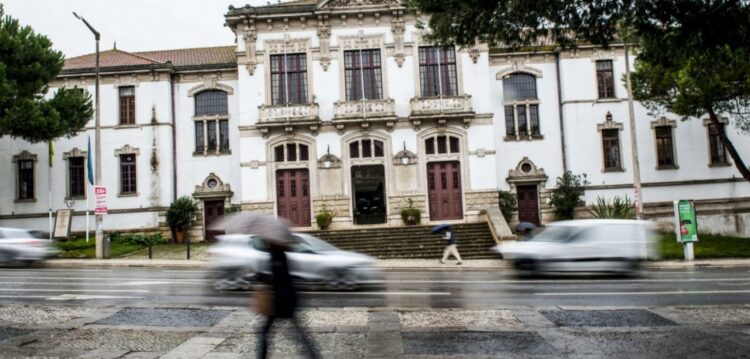 Câmara de Leiria vai contratar 131 funcionários em 2019