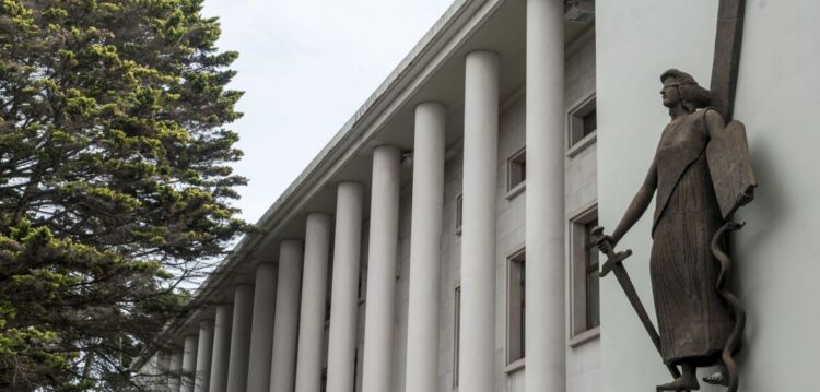Tribunal de Leiria condena médico por burla ao SNS